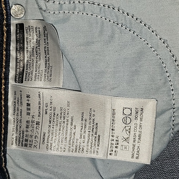 !Signature by Levi Strauss & Co. Gold Women's Mid-Rise Bermuda Shorts - Picture 3 of 6